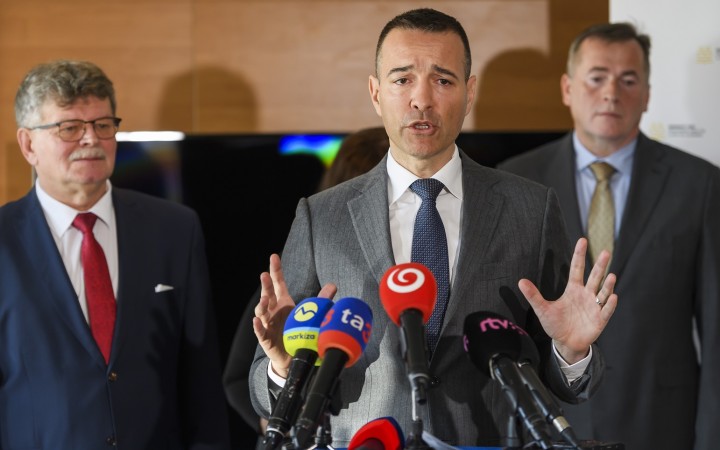 Je to slabý výstrel, ktorý učiteľov neudrží, tvrdia experti
