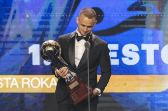 Slovenským Futbalistom roka 2023 je Stanislav Lobotka, anketu vyhral po prvý raz