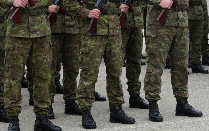 Desiatky španielskych policajtov a vojakov si kvôli výhodám zmenili pohlavie