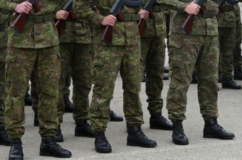 Desiatky španielskych policajtov a vojakov si kvôli výhodám zmenili pohlavie