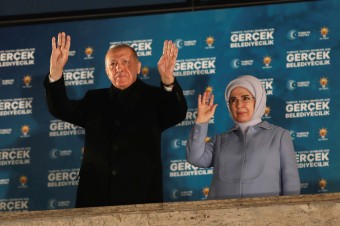Erdoğan chcel získať Istanbul, ale voľby vzkriesili opozíciu