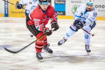 Hokejovým majstrom sa tretíkrát po sebe stala Banská Bystrica