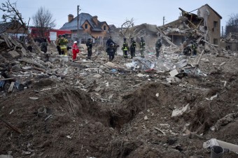 Ukrajinské mesto Časiv Jar na východe je pod neustálou paľbou