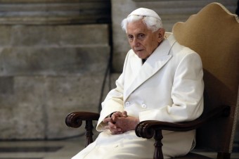 Benedikt XVI.: Cirkev a škandál sexuálneho zneužívania