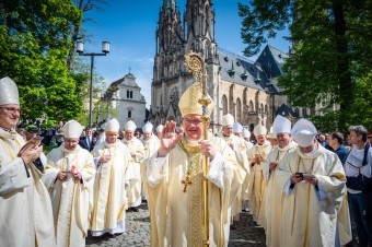 Nelamentovať, ale hlásať radostnú zvesť, vravel o svojej vízii na inaugurácii