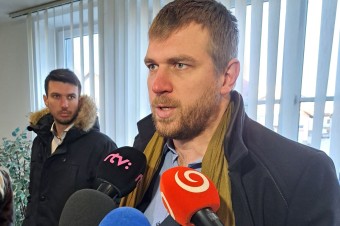 Kuffa sa po spornom lete vrtuľníkom nad národným parkom vozil aj na štvorkolke v Poloninách