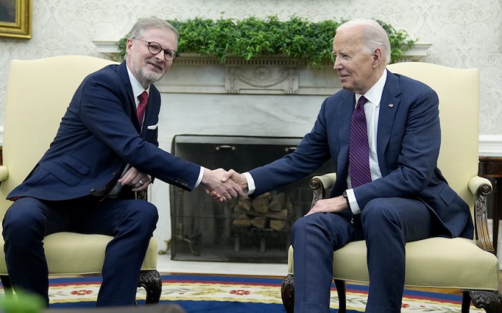 Joe Biden prijal v Bielom dome českého premiéra Petra Fialu
