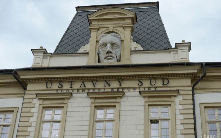 Ústavný súd posúdi ústavnosť častí zákonov týkajúcich sa manželstva