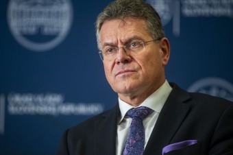 Vláda na post eurokomisára za Slovensko podporuje Maroša Šefčoviča