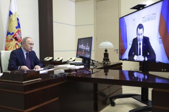 Kremeľ tvrdí, že americká pomoc Ukrajine prinesie iba viac mŕtvych na ukrajinskej strane
