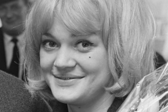 Vo veku 77 rokov zomrela česká herečka Hana Brejchová