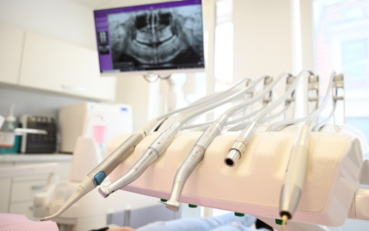 Zubné benefity môžu aj naďalej pokračovať, ale musia to chcieť zdravotné poisťovne
