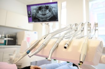 Zubné benefity môžu aj naďalej pokračovať, ale musia to chcieť zdravotné poisťovne