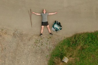 Filmová recenzia: Každý krok sa počíta: S Kazmou do Santiaga