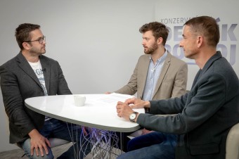 Progresívci tehotné „osoby“ vo svojej DNA nezaprú, posun do stredu je len komunikačná finta