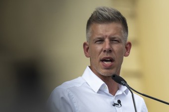 Maďarsko má novú politickú kométu, ktorá ohrozuje Viktora Orbána