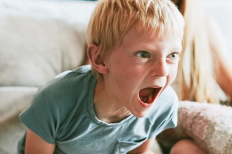 Syn vôbec nevie prehrávať, ani po sérii víťazstiev prehru nezvláda. Ako ho to mám naučiť?