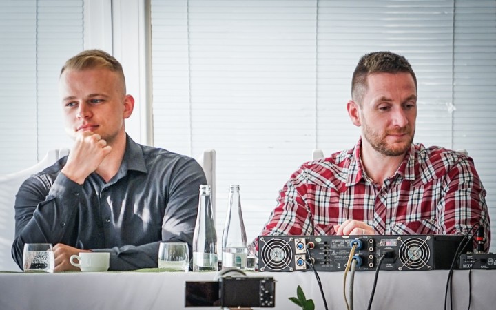 Uhríkovci boli autentickejším protestným hlasom než SNS, ich heslá silno bodovali na sociálnych sieťach