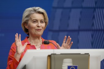 Lídri EÚ vybrali Ursulu von der Leyen, nakoniec však rozhodne europarlament, kde to vôbec nemá isté