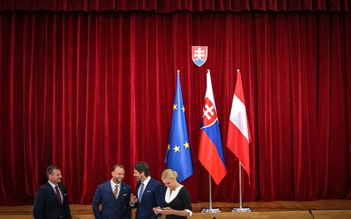 Koalícia využila stranícke tričká a svojim starostom dala viac. Začal Smer kostiť v bašte KDH?