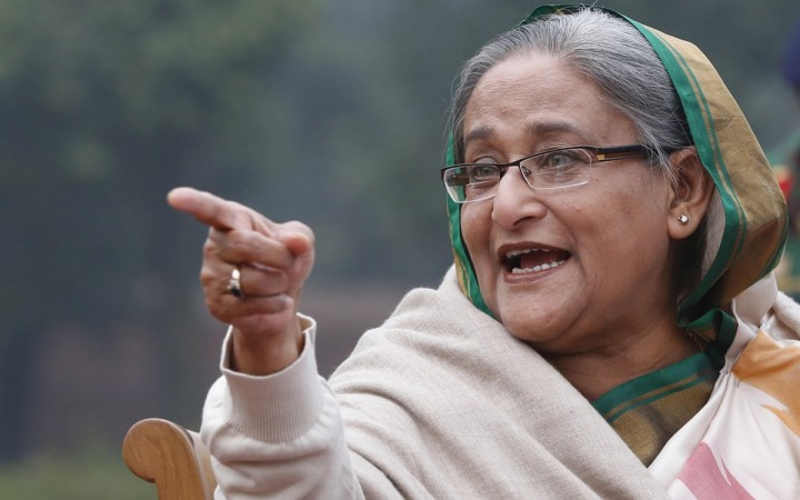 Čo je za protestmi v Bangladéši, z ktorého utiekla premiérka