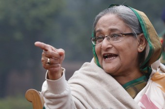 Čo je za protestmi v Bangladéši, z ktorého utiekla premiérka