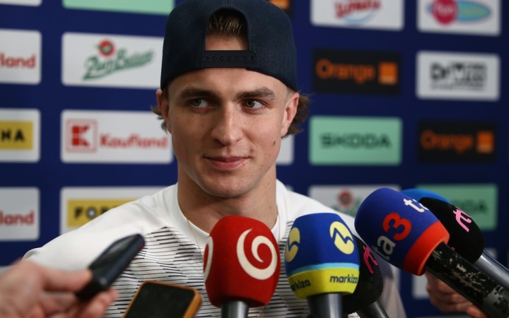 Som človek, ktorý má morálne zásady, vraví Pospíšil a váha, či príde reprezentovať