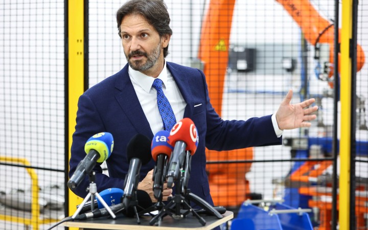 Kaliňák hovorí o národnej brigáde z dobrovoľníkov, PS nie je proti