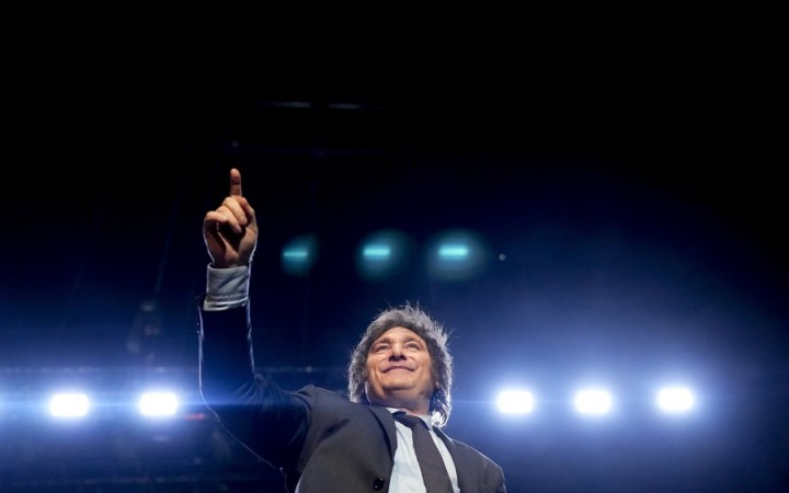Ako sa Javierovi Mileimu darí naštartovať socialistickú Argentínu