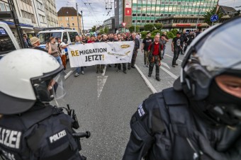 Durínčania a Sasi idú v nedeľu odvolať stranícky systém Spolkovej republiky Nemecko