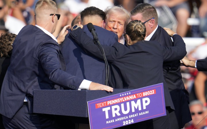 Útočník sa zaujímal aj o Bidenove podujatia, hovorí FBI