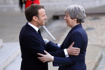 Macron vyzval Londýn na objasnenie ďalšieho postupu vo veci brexitu