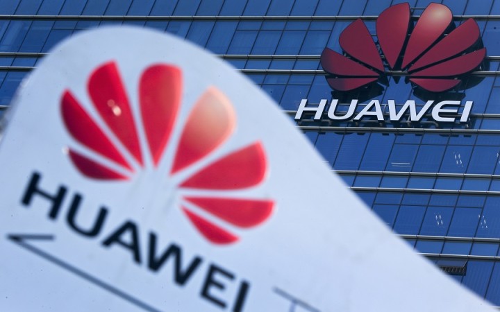 Čína označila väzby Huawei na vládu v Pekingu za klamstvá