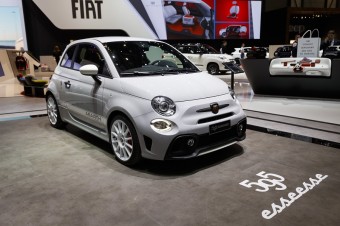 Fiat Chrysler navrhol Renaultu fúziu