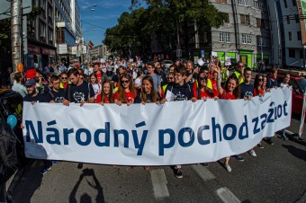S myšlienkou podujatia sa stotožňujú viaceré cirkvi, nie všetky vyzývajú na účasť