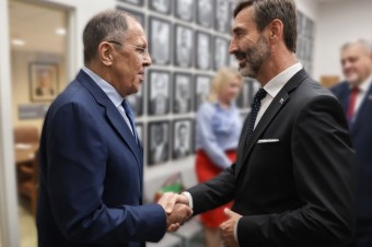 Z krajín EÚ rokovalo s Putinovým šéfom diplomacie už len Maďarsko. S Rusmi hovoril aj Vatikán