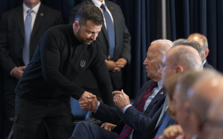 Americký prezident Joe Biden oznámil vojenskú pomoc pre Ukrajinu vo výške osem miliárd dolárov