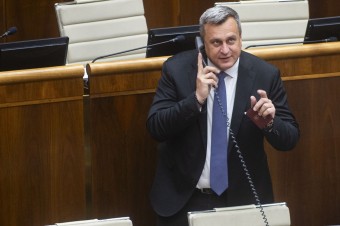 DPH sa zníži na knihy aj ubytovanie. Ak Dankov návrh neprejde, hrozí blokovaním celého rozpočtu