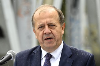 Spomienkovú akciu k výročiu vraždy v Teplárni podľa neho zrušiť nemali. Pošliapali meno školy, tvrdí primátor