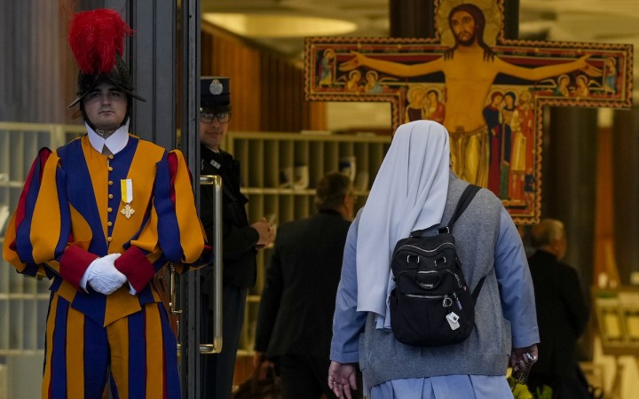 Diakonky dali skúmať teológom, top kardinál však odkazuje, že žiadne nateraz nebudú