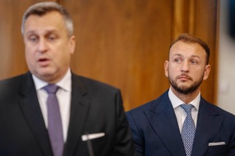 Šutaj Eštok nevylučuje, že môže byť kandidátom. Rozhodujúce bude dianie v SNS