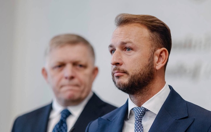 Šutaj Eštok tvrdil, že Fico si objednal správu u tajnej služby, rezort vnútra to neskôr dementoval