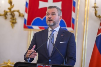 Prezident necháva politickú zodpovednosť na vláde. Naznačil, že transakčnú daň nedomysleli