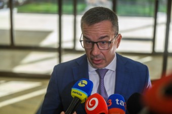 Minimálna mzda v roku 2028 prekročí hranicu 1000 eur, povedal minister práce Erik Tomáš