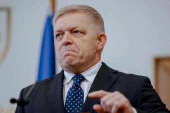 Na oslavy na Dukle prišiel aj muž s nabitou zbraňou, polícia ho prepustila