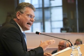 Výbory europarlamentu potvrdili slovenského nominanta, členom eurokomisie bude piatykrát