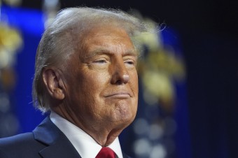 Uzavrieme hranice, Ameriku čaká zlatý vek, vyhlásil staronový prezident USA