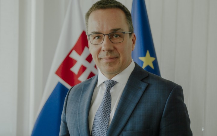 Na dôchodky bude vždy, ale mladí nech nešpekulujú a spoliehajú sa na seba