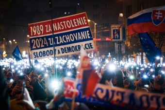 Konzervatívci a liberáli musia prekonať rozdiely, aby Fica porazili, vyhlásili opoziční lídri