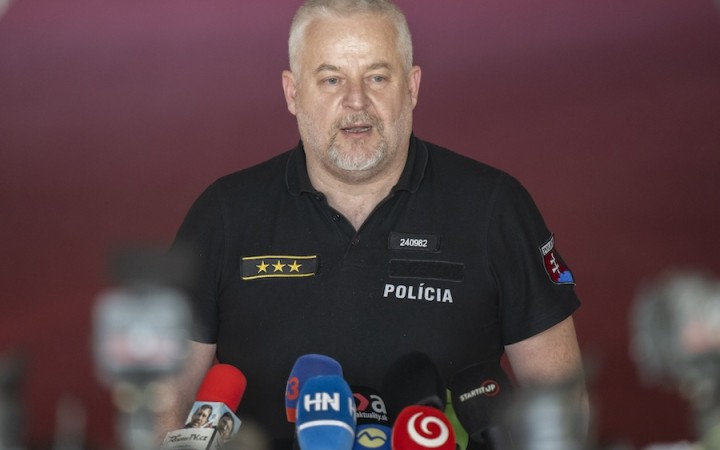 Individuálne zlyhania nepomáhajú, ale väčšina policajtov je slušných, hovorí Ľubomír Solák